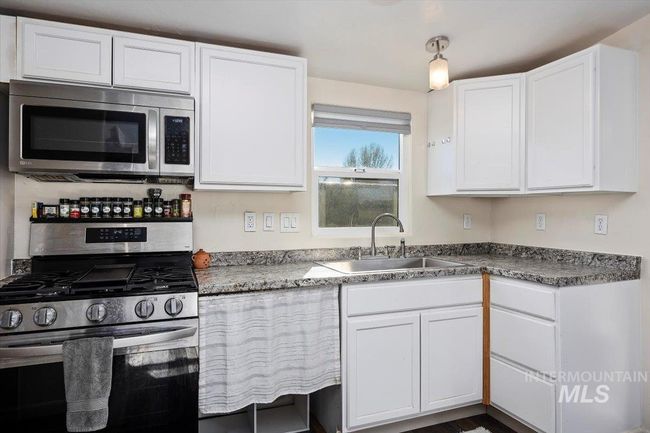 TRLR-62 - 1015 N Fir St, Home with 3 bedrooms, 2 bathrooms and null parking in Jerome ID | Image 9