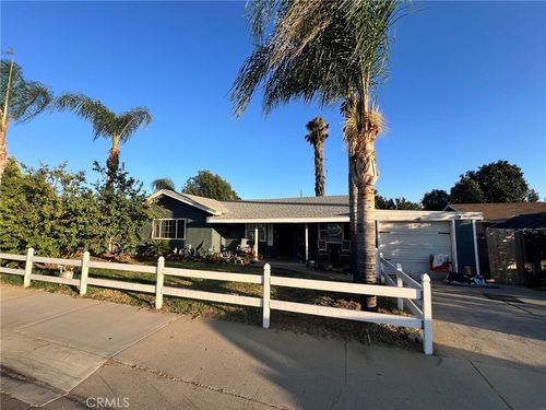725 W Ralston St, Ontario, CA, 91762 | Card Image