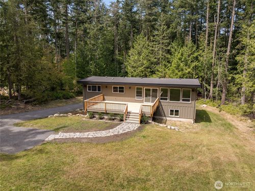 610 Pavey Blvd, Lopez Island, WA, 98261-8092 | Card Image