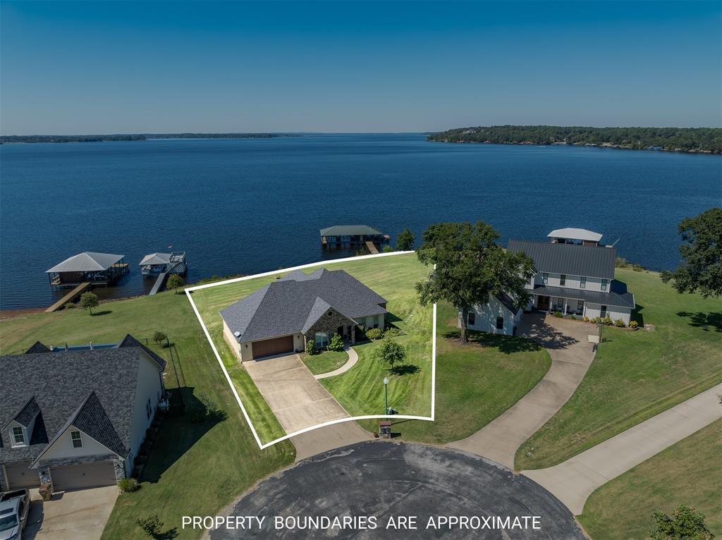 Windrock Dr, Frankston, TX 75763