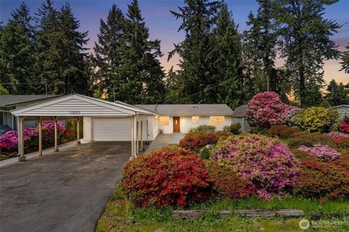 35803 13th Ave Sw, Federal Way, WA, 98023-7239 | Card Image
