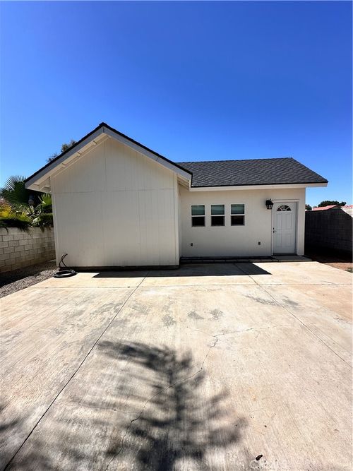 24375 Robie Ct, Moreno Valley, CA, 92551 | Card Image
