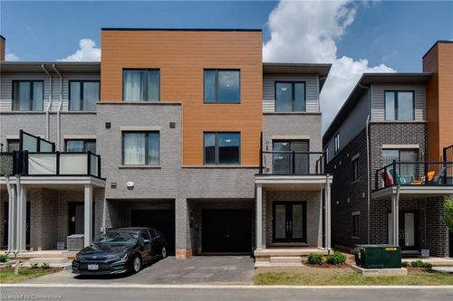 68 Dryden Lane, Hamilton, ON, L8H0B6 | Card Image