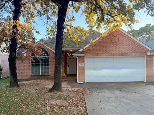7632 Arbor Ridge Ct, Fort Worth, TX, 76112-4535 | Card Image