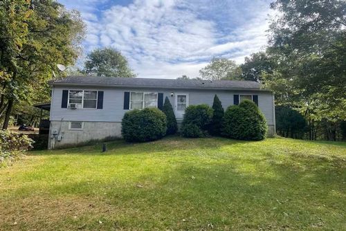 123 Church St, Greenville, PA, 16125-9416 | Card Image