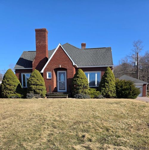 7045 Mason Dixon Hwy, MEYERSDALE, PA, 15552-6928 | Card Image