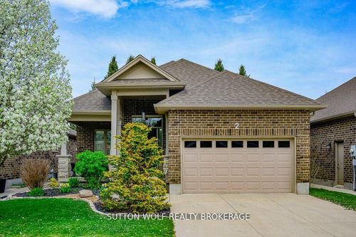 2-295 Mogg St, Strathroy, ON, N7G0C6 | Card Image