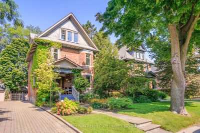 58 Lytton Blvd, House other with 6 bedrooms, 5 bathrooms and 6 parking in Toronto ON | Image 2