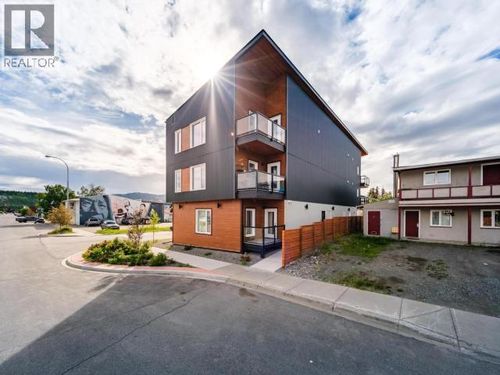 5168 5th Ave, Whitehorse, YT, Y1A0X4 | Card Image