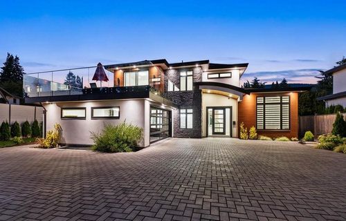 3560 Highland Blvd, North Vancouver, BC, V7R2Y6 | Card Image