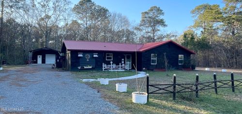 10401 Dawnridge Dr, Moss Point, MS, 39562-7767 | Card Image