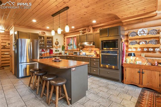 2255 Spruce Rd, House other with 4 bedrooms, 3 bathrooms and 1 parking in Woodland Park CO | Image 14