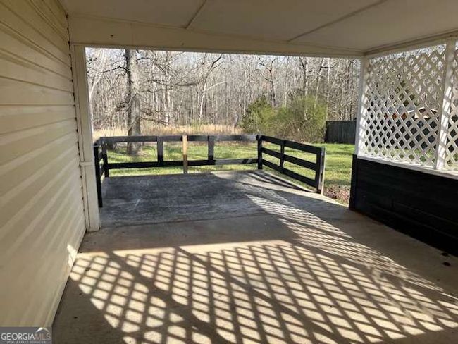 328 Cattlemans Cir, House other with 3 bedrooms, 2 bathrooms and 2 parking in Mcdonough GA | Image 6