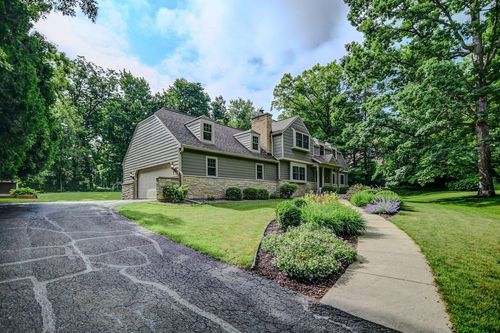 3590 Sabaka Trail, MIDDLETON, WI, 53593 | Card Image