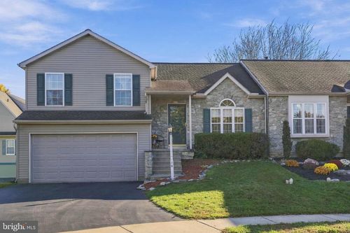 16 Pebble Creek Dr, LITITZ, PA, 17543-7638 | Card Image