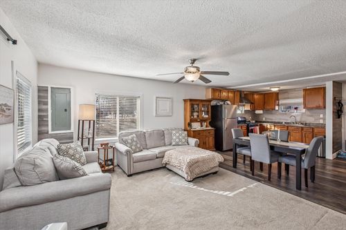9508 N Shore Trl N, Forest Lake, MN, 55025-8348 | Card Image