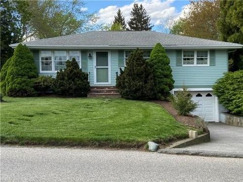 75 Hopeworth Ave, Bristol, RI, 02809-4822 | Card Image