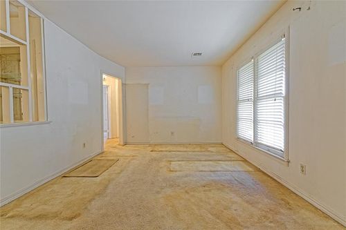 3337 Nw 29th St, Oklahoma City, OK, 73107-1835 | Card Image