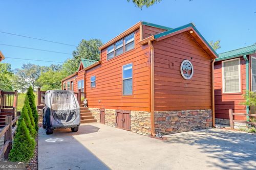 76 Falls View Dr, Dillard, GA, 30537-2123 | Card Image