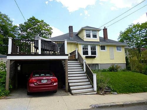 61 Malbone Rd, Newport, RI, 02840-1741 | Card Image