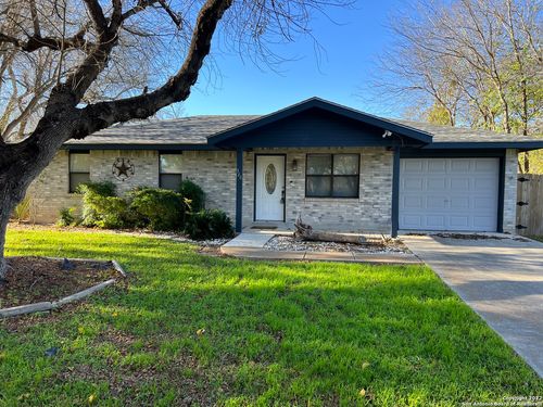 326 Elm Dr, Mcqueeney, TX, 78123-3304 | Card Image