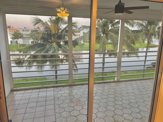 3089 - 3089 Yarmouth E, Condo with 2 bedrooms, 2 bathrooms and null parking in Boca Raton FL | Image 24