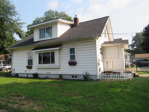 416 Sturgis St, Sturgis, MI, 49091-1131 | Card Image