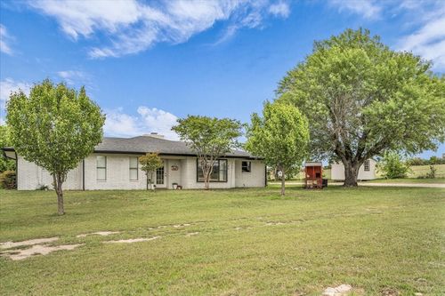 1549 County Road 180, Stephenville, TX, 76401-6928 | Card Image