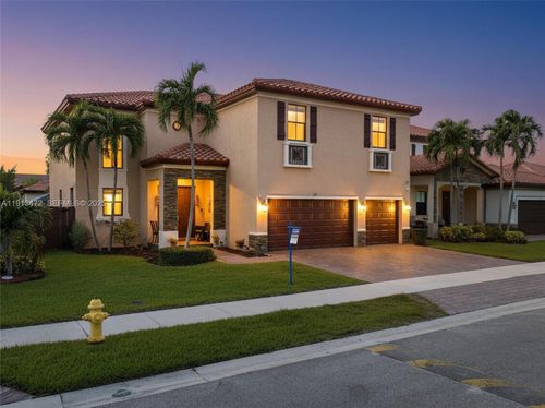 174 Se 35th Ave, Homestead, FL, 33033-7478 | Card Image