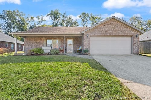 2216 Meadowbrook Way, Jeffersonville, IN, 47130-8562 | Card Image