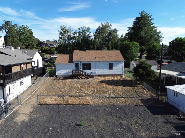 1811 17 Th Ave, Home with 4 bedrooms, 2 bathrooms and 4 parking in Lewiston ID | Image 5