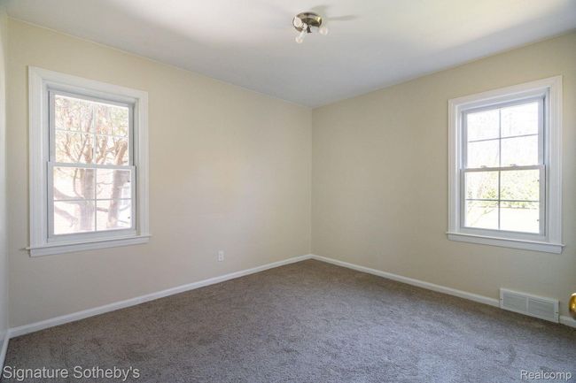 15526 Buckingham Ave, House other with 2 bedrooms, 1 bathrooms and null parking in Beverly Hills MI | Image 16