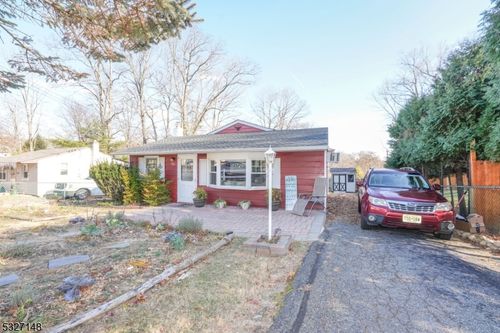 20 Delaware Ave, Lake Hopatcong, NJ, 07849-1500 | Card Image