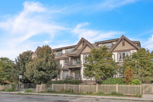 ph3-1533 E 8th Ave, Vancouver, BC, V5N0A4 | Card Image