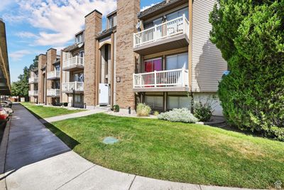 B10 - 88 W 50 S, Condo with 3 bedrooms, 2 bathrooms and 2 parking in Centerville UT | Image 1