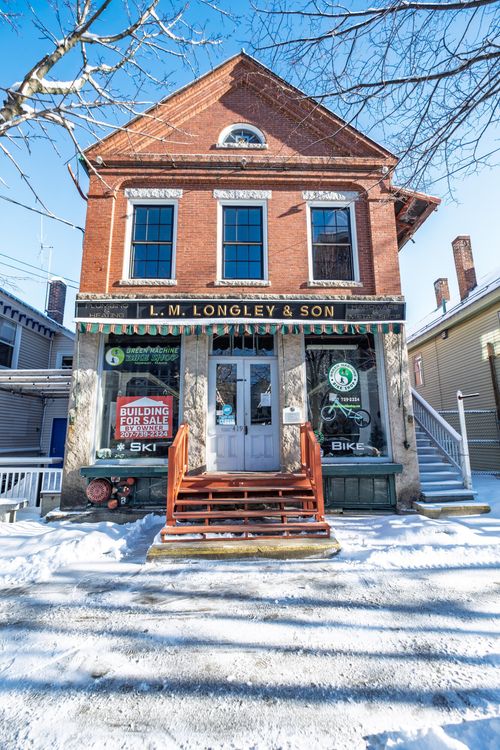 419 Main Street, Norway, ME, 04268 | Card Image