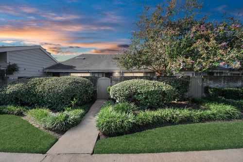 2934-12934 Greenway Chase Ct, Houston, TX, 77072-2185 | Card Image