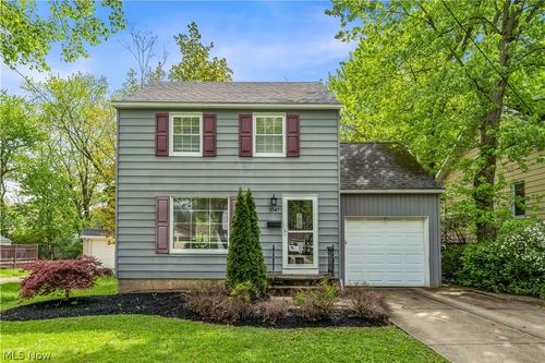 1547 Commodore Rd, Lyndhurst, OH, 44124-2825 | Card Image