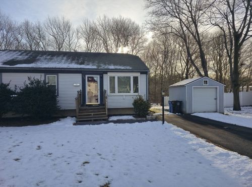 289 Commercial St, Whitman, MA, 02382-2405 | Card Image