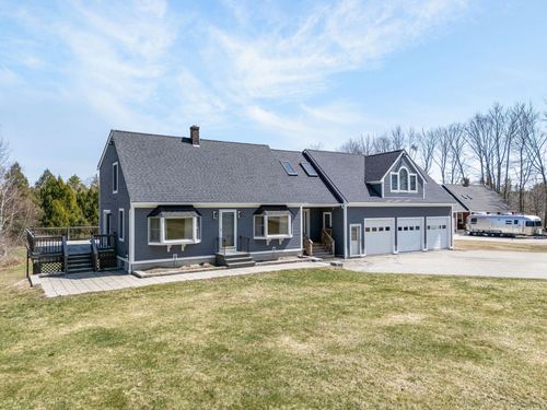 281 Portland Rd, Gray, ME, 04039-9583 | Card Image