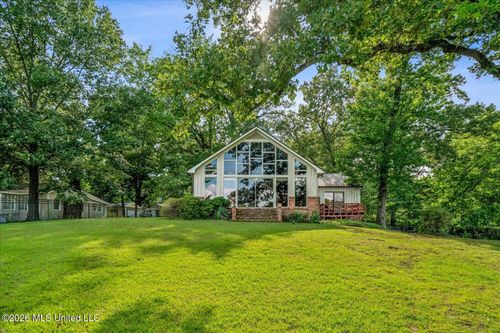 7539 W Shahkoka Dr, Olive Branch, MS, 38654 | Card Image