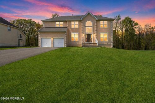 8 Connor Dr, Manalapan, NJ, 07726-1662 | Card Image