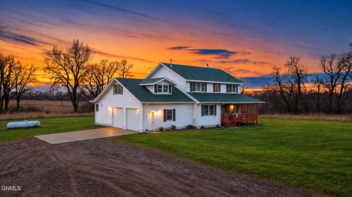 5400 158th St Se, Menoken, ND, 58558-7800 | Card Image