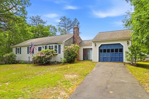 9 Deerfield Rd, West Yarmouth, MA, 02673-4912 | Card Image