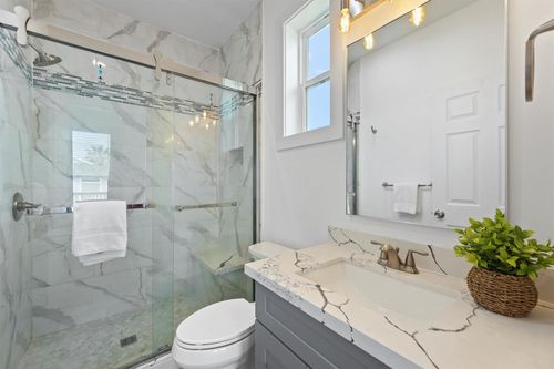 4025 A Vista Rd, Galveston, TX, 77554 | Card Image