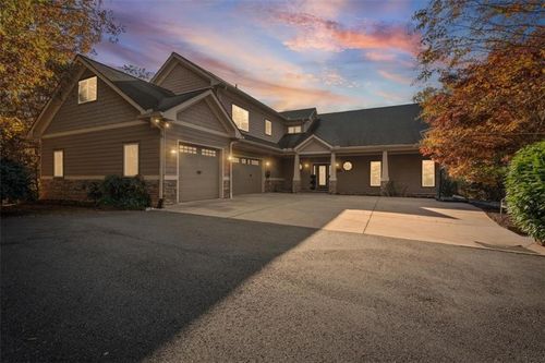 37 Oak Hill Ln Nw, Cartersville, GA, 30121-4445 | Card Image