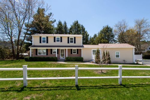 9 Carolan Ave, Hampton, NH, 03842-1108 | Card Image