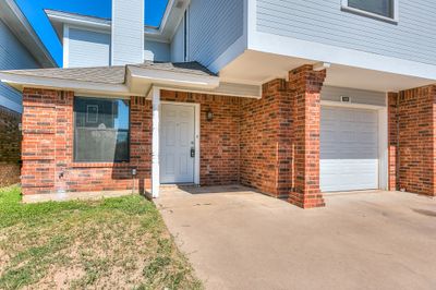 1006 Holiday Dr, Home with 2 bedrooms, 1 bathrooms and 1 parking in San Angelo TX | Image 3