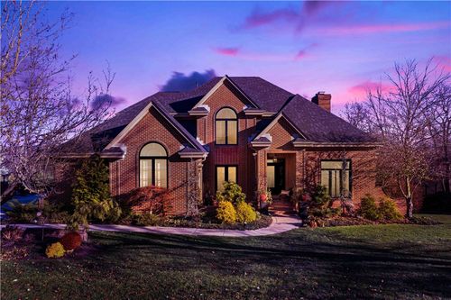 2075 Saint Andrews Dr, Presto, PA, 15142-1012 | Card Image