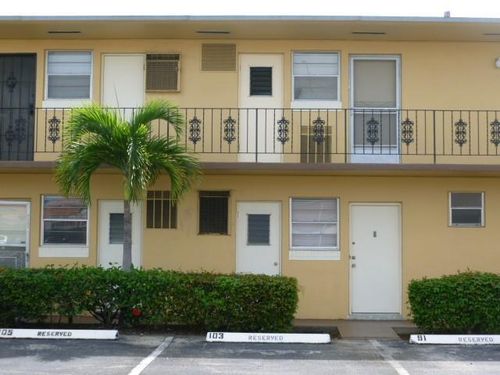 c102-2940 Ne 203rd Street, Aventura, FL, 33180 | Card Image